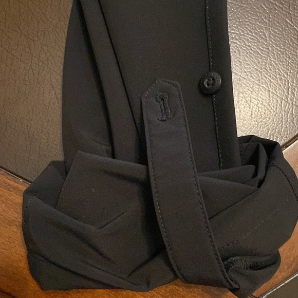 Eddie Bauer Hiking pants woman’s size 2 black convertible nylon - Picture 11 of 11